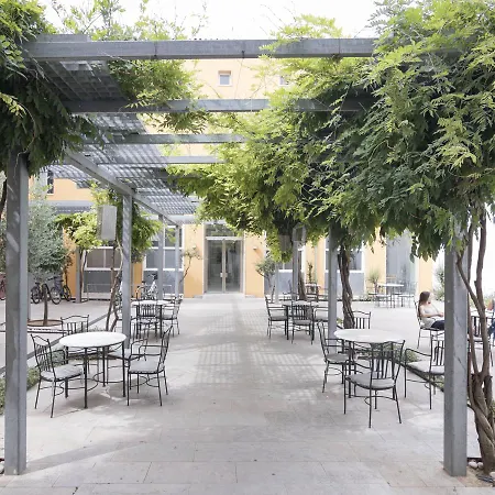 Inturjoven Hostel