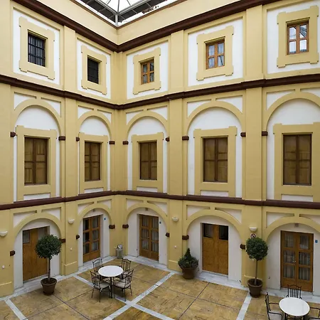 Hostal Inturjoven *